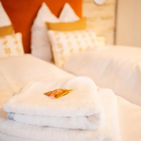 Apartman Sunset Oasis - Terrasse, Freies Parken, Zentral, Naehe Bahnhof, Wlan Würzburg
