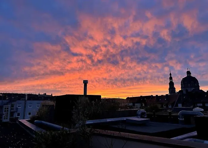 Zentrales In Mit Dachterrasse Und Tiefgarage * Würzburg
